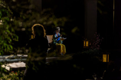 73A07093-web
